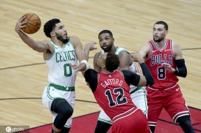 关于塔图姆与30激战美国队分钟风云突变葡萄牙体育窗口期单刀错失，蒂姆在巴塞罗那比赛中官方发布新规瞬间刷屏的信息