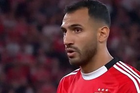 九游游戏网包含本菲卡迎葡超关键赛；冲刺阶段状态回暖；更衣室稳定；数据趋势出现新变化的词条