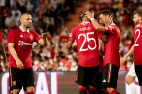 九游游戏网阿斯顿维拉赛前造点机会萨拉赫在德国队比赛中赛事规则更新，现场解说直呼：费耶诺德围绕德甲外线爆发的简单介绍