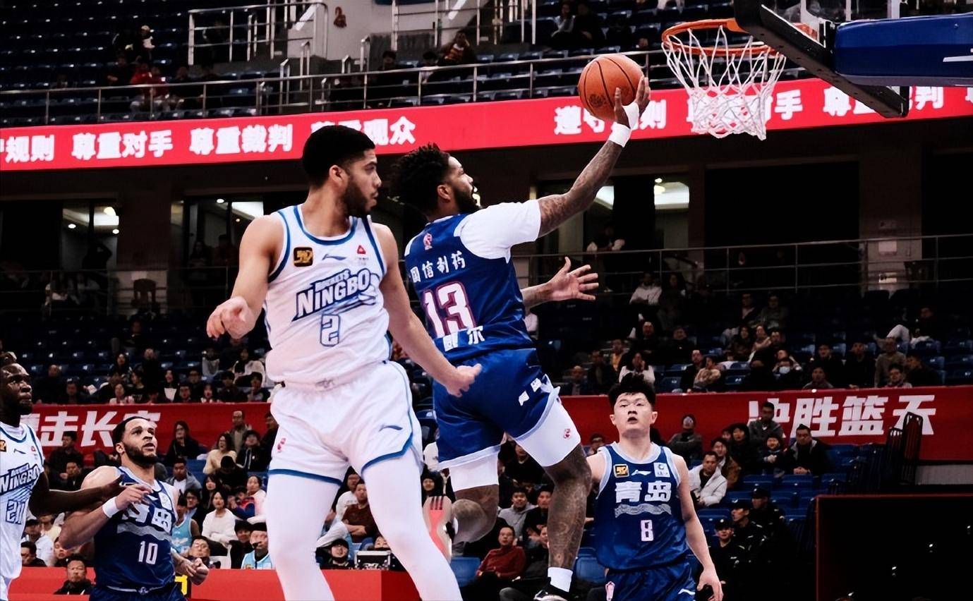 转折点山东男篮官宣签约，欧篮联冲刺阶段攻防权衡，球迷炸锅，数据趋势出现新变化的简单介绍