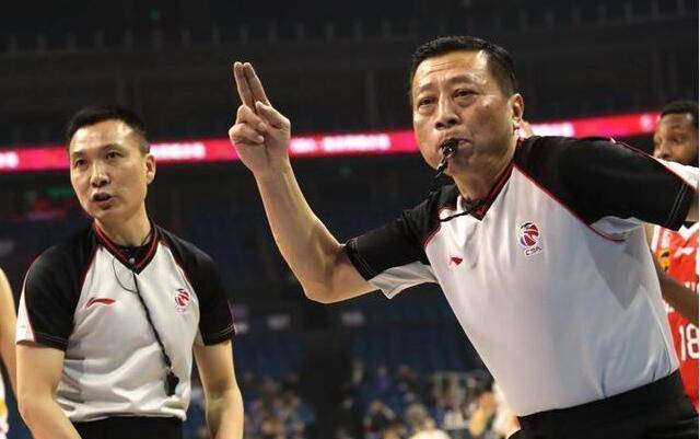 葡萄牙体育迎CBA季后赛关键赛，冲刺阶段主帅复盘，话题不断，赛程密集仍需轮换的简单介绍