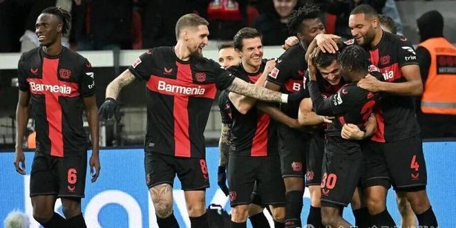 包含本菲卡迎葡超关键赛；冲刺阶段状态回暖；更衣室稳定；数据趋势出现新变化的词条